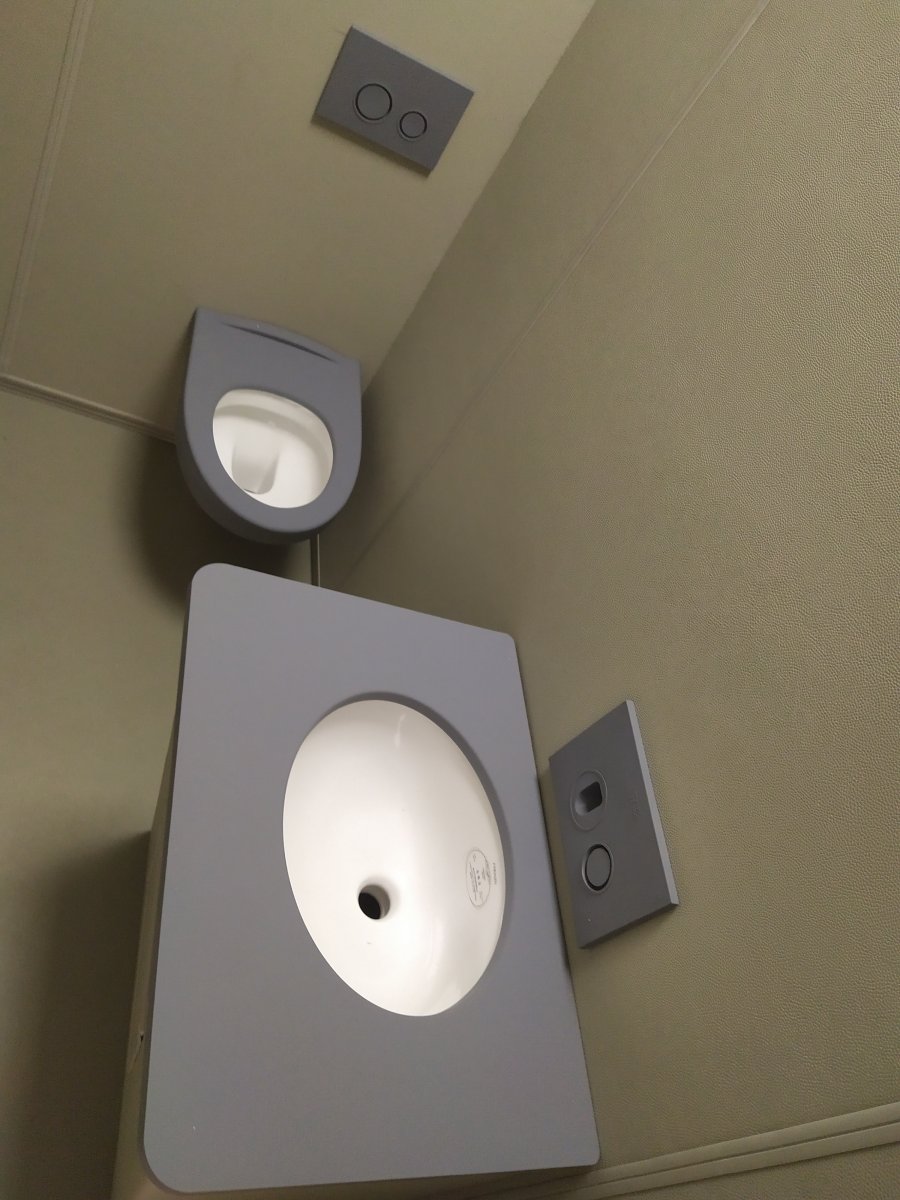 談話室軟包衛(wèi)生間效果圖 談話室軟包衛(wèi)生間效果圖